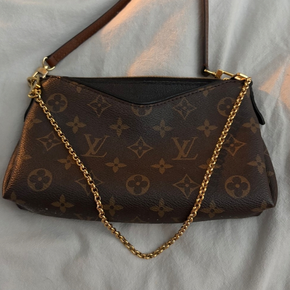 *Authentic* Louis Vuitton Brown and Gold Monogram Crossbody Bag
